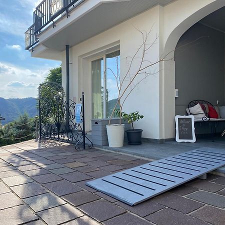 I Faggi Rossi - Red Beech Trees Villa โกโม ภายนอก รูปภาพ