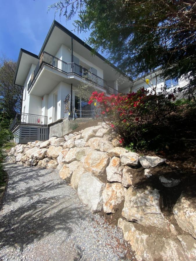 I Faggi Rossi - Red Beech Trees Villa โกโม ภายนอก รูปภาพ